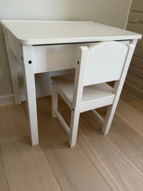 kinderlessenaar en stoeltje, Ophalen