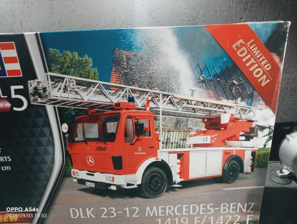 REVELL Mercedes-Benz DLK 23-12 1/24 limited edition nieuw, Hobby & Loisirs créatifs, Modélisme | Voitures & Véhicules, Enlèvement ou Envoi