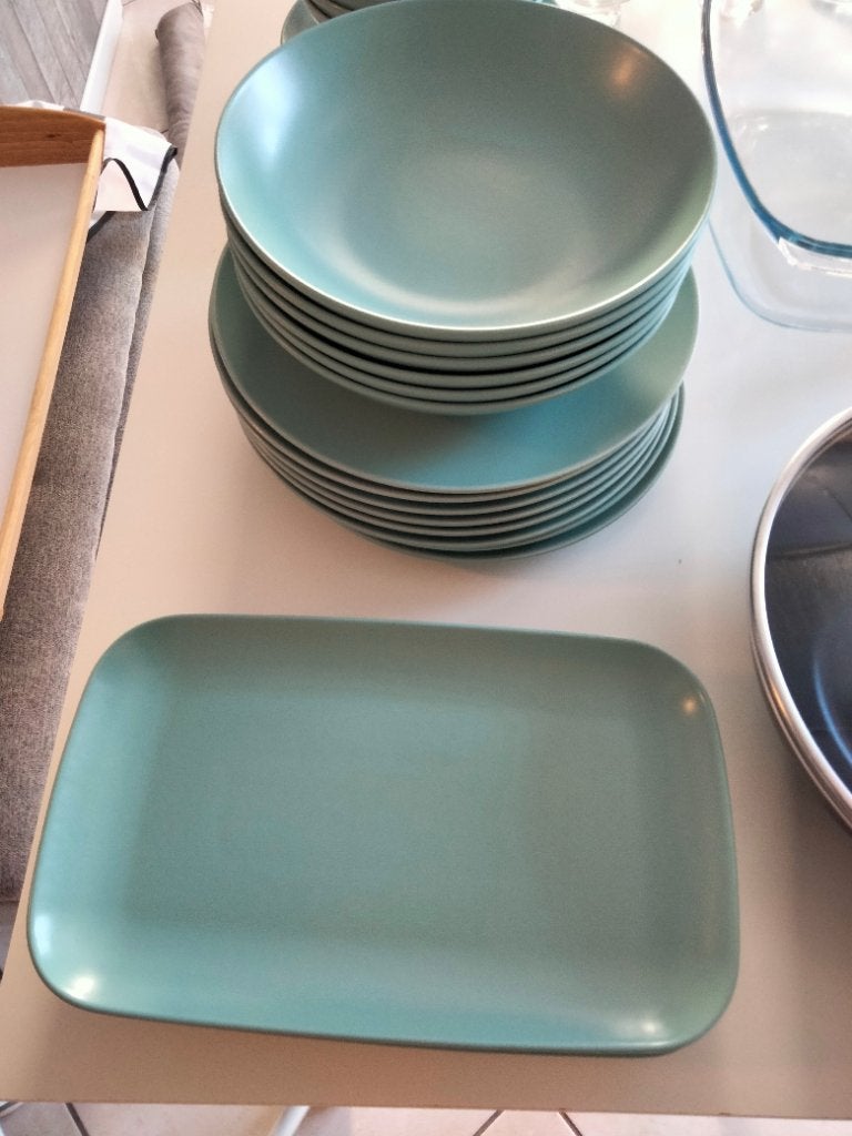 Eetservies en kookpan, Ophalen