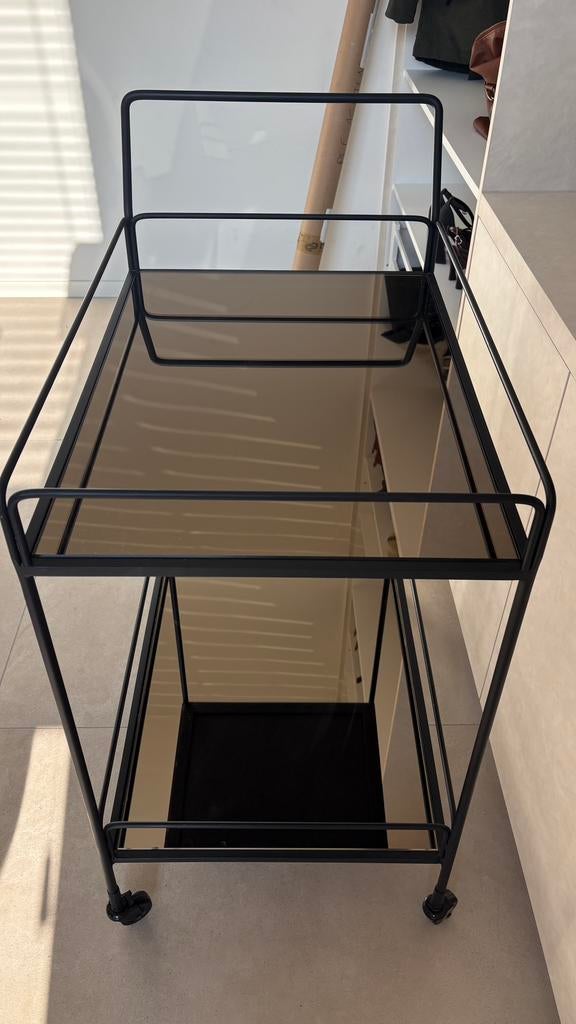 Ethnicraft design trolley / barkar op wieltjes – zwart glas, Ophalen, Zo goed als nieuw