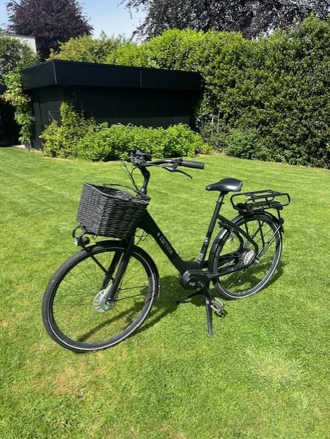 Elektrische fiets Cortina E-Common, Fietsen en Brommers, Versnellingen, Zo goed als nieuw, 50 tot 53 cm, Schijfrem