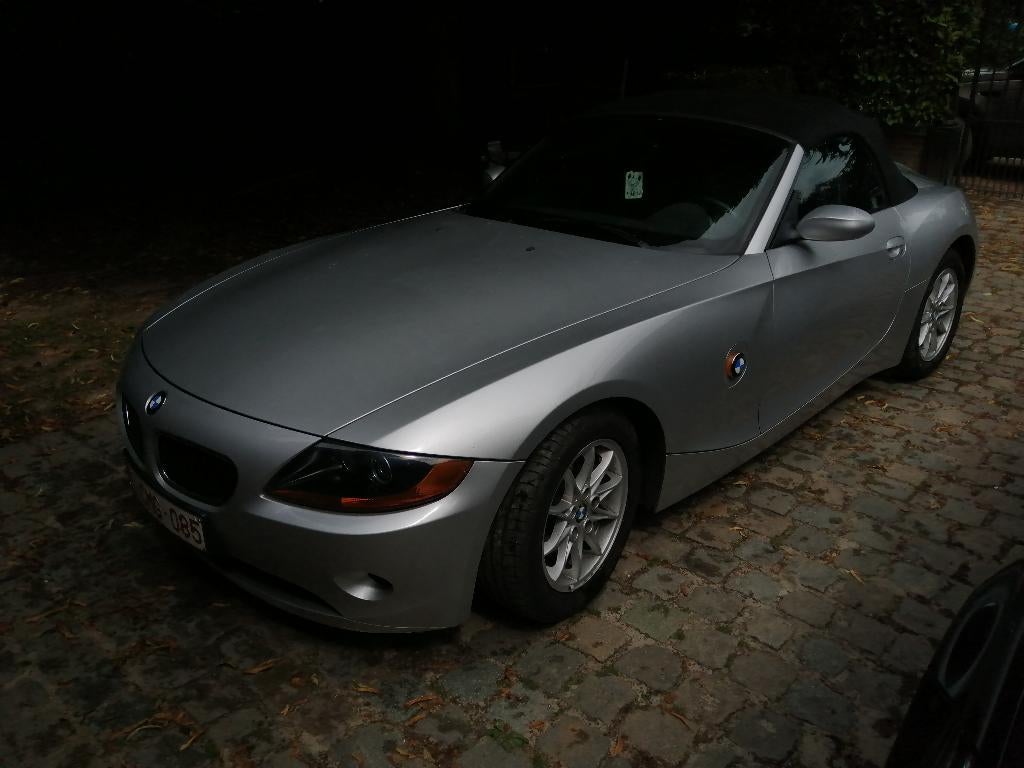 BMW Z4 roadster 2,5i 6 cylindres  E85, Auto's, BMW, Particulier, Z4, ABS, Airbags, Alarm, Automatische klimaatregeling, Bi-Xenon koplampen