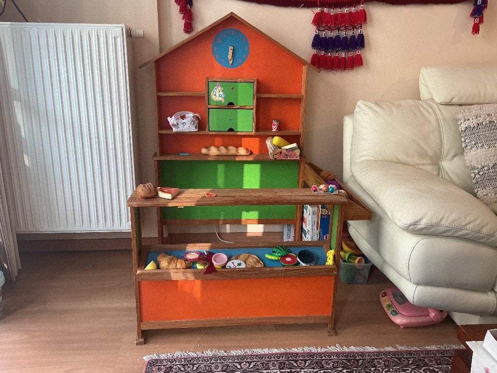Magasin épicerie en bois avec accessoires, Enfants & Bébés, Enlèvement, Comme neuf, Meuble ou Kitchenette