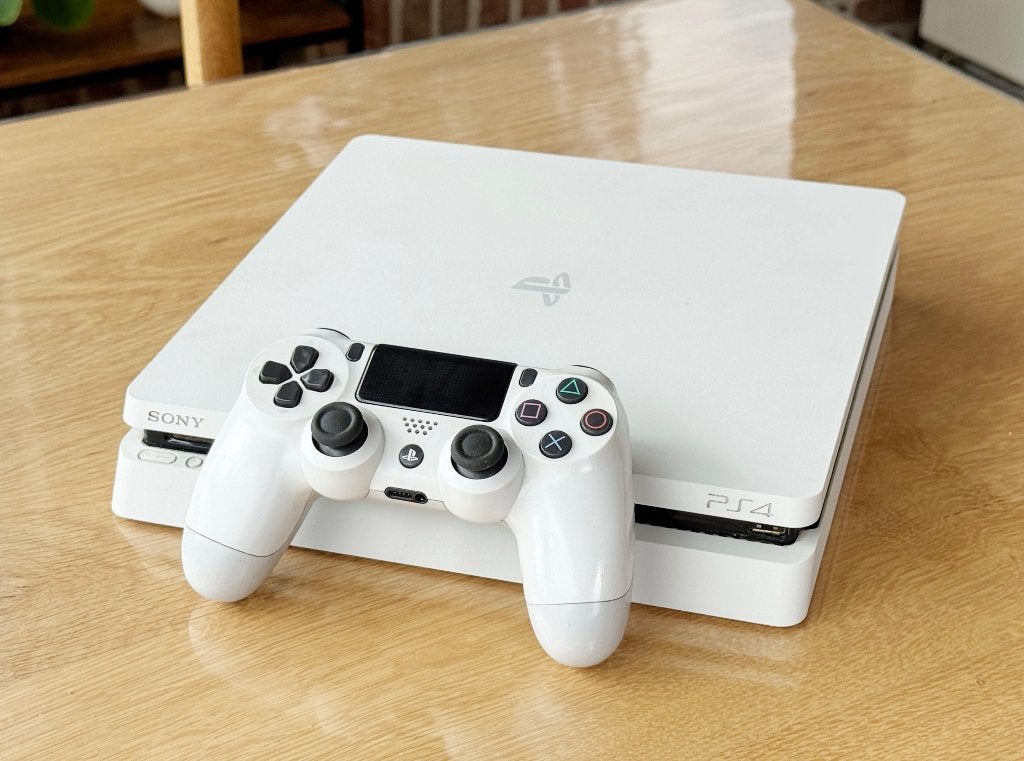 Playstation 4 Slim + V2 Controller, Games en Spelcomputers, Ophalen, Zo goed als nieuw, Slim