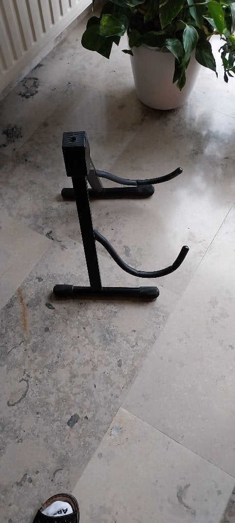 gitaarstandaard, Musique & Instruments, Pieds, Enlèvement, Comme neuf, Guitare