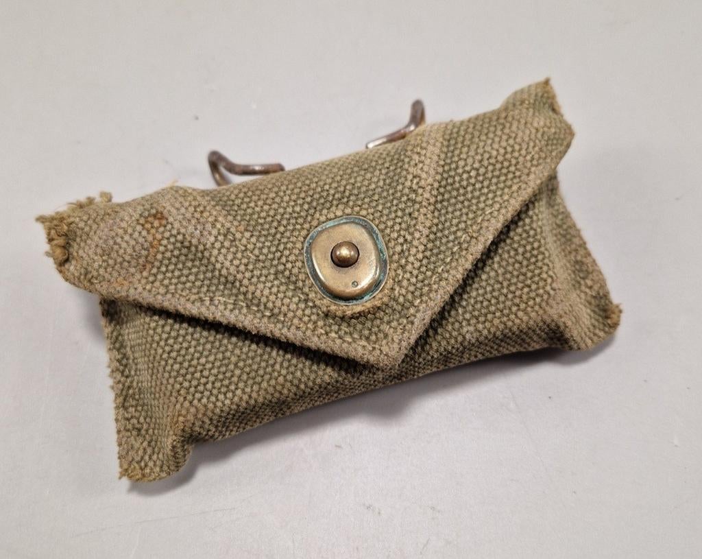 Trousse de premiers soins de l'armée américaine pour la Seco, Collections, Objets militaires | Seconde Guerre mondiale, Armée de terre