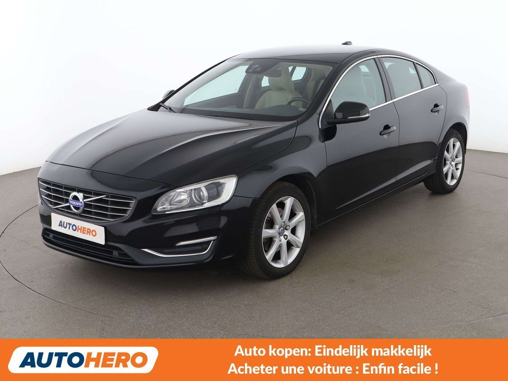 Volvo S60 2.0 D2 Summum (année de construction 2017), Autos, Cuir, Achat, 1679 kg, S60