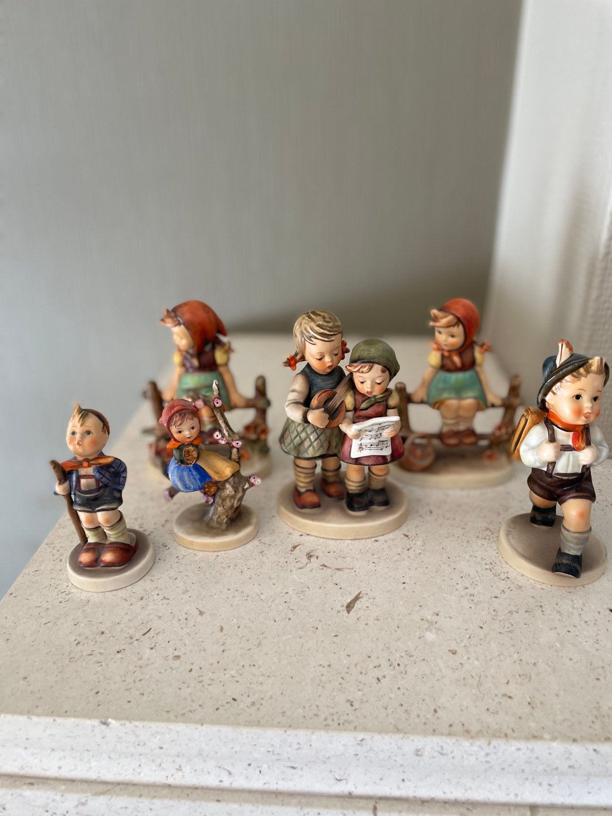 6 Hummel beeldjes !, Ophalen of Verzenden, Zo goed als nieuw
