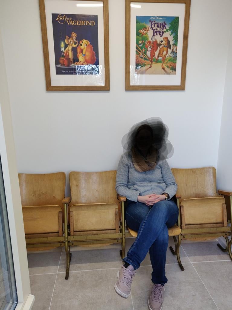 Oude cinemastoelen rij van 4, Huis en Inrichting, Ophalen