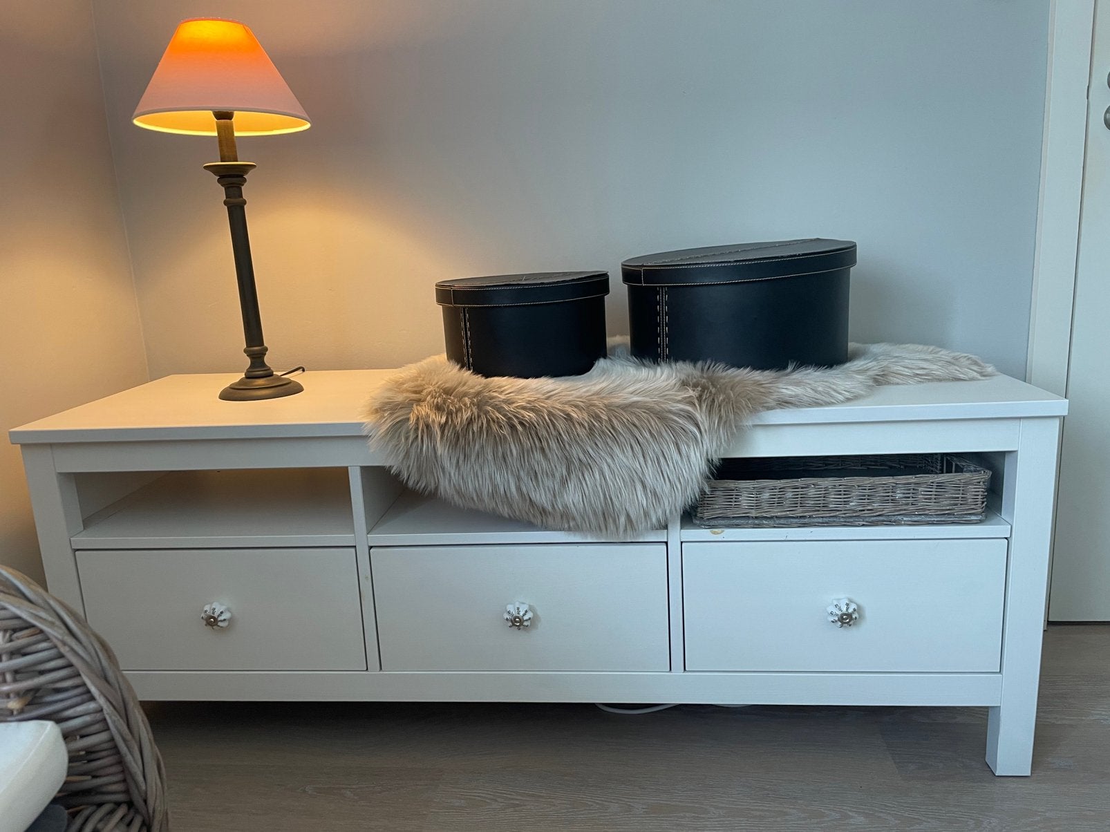 Meuble TV - buffet, 25 à 50 cm, Modern landelijk, Pin, Comme neuf