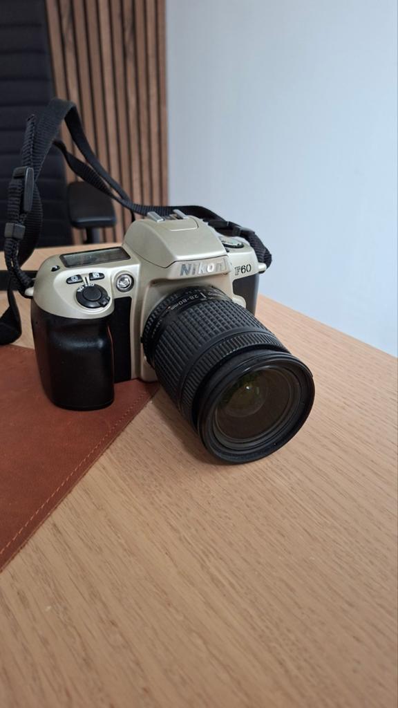 Nikon F60, Audio, Tv en Foto, Ophalen of Verzenden, Zo goed als nieuw, Nikon