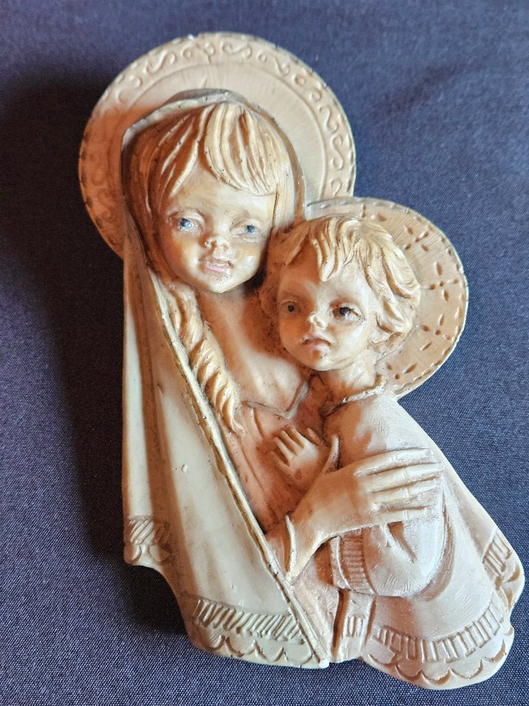 Relief mural vintage Vierge à l'Enfant - Fabriqué en Italie, Vintage, Enlèvement, Comme neuf, Suspension murale