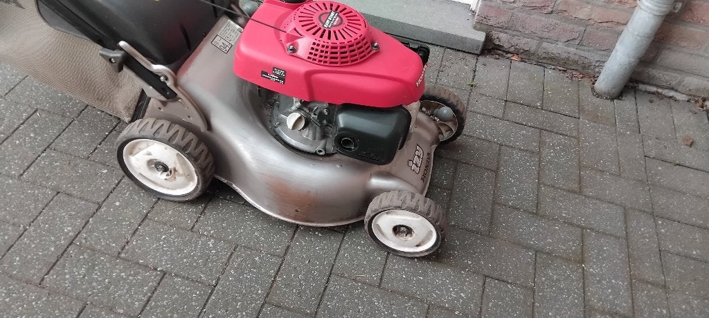 Grasmaaier honda izy, Tuin en Terras, Grasmaaiers, Ophalen, Cirkelmaaier, Gebruikt, Honda.