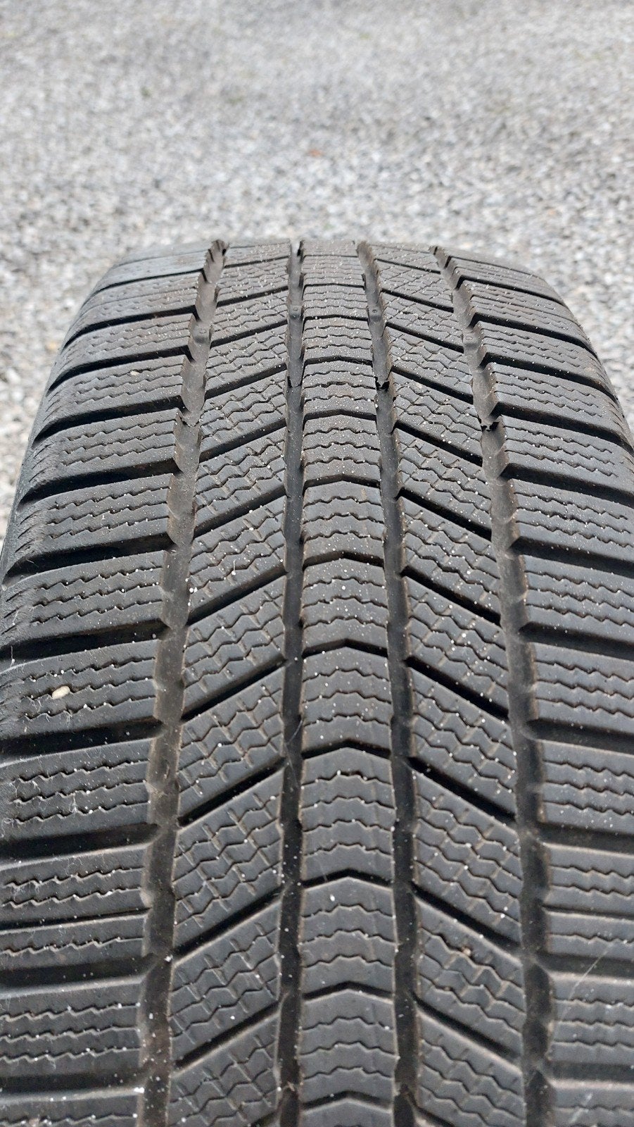 2 pneus Hiver Continental 8S 225/40/19 93 EV XL, Autos : Pièces & Accessoires, Pneus hiver, Véhicule de tourisme, Pneu(s), Utilisé