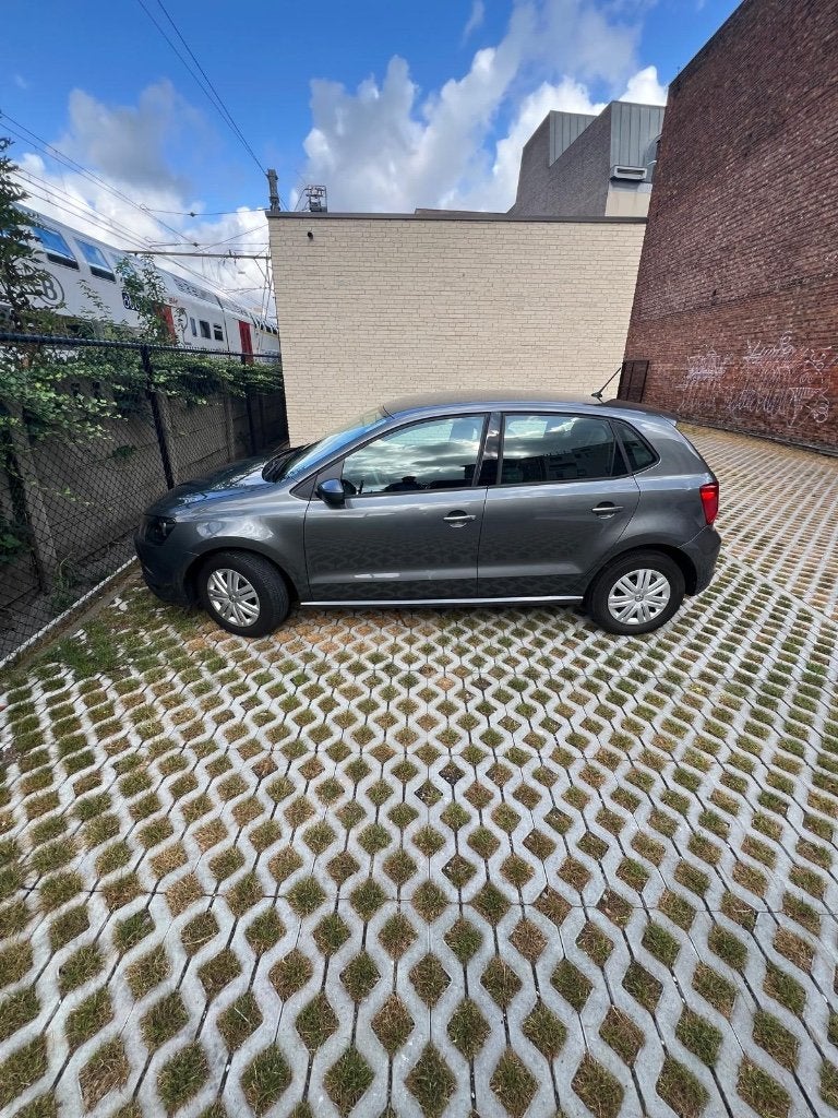 TE KOOP! Volkswagen POLO 27k KM!, Autos, 1197 cm³, Argent ou Gris, Achat, Euro 6
