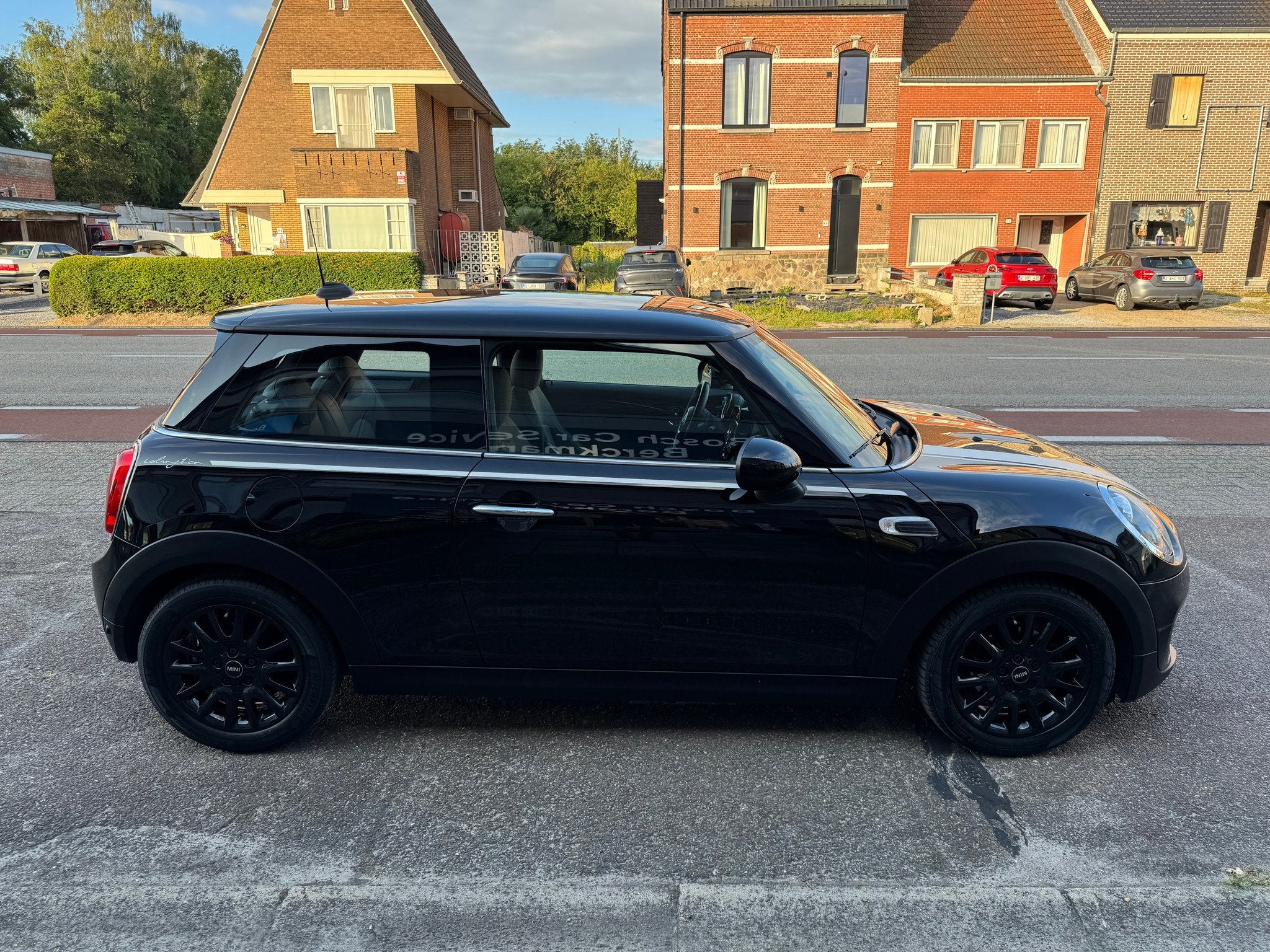 Mini One 1.5 Benzine + Aut. airco + AUTOMAAT!, Auto's, Mini, Stof, Gebruikt, Euro 6, https://public.car-pass.be/vhr/270c8818-bace-4ca7-8d48-8bb424498b10