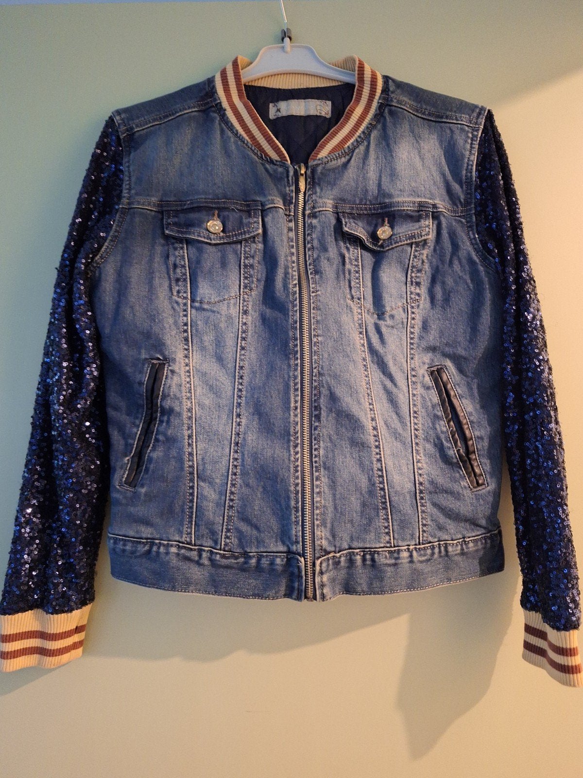 Prachtig jeansjasje maat Xl eerder een L, Kleding | Dames, Jassen | Zomer, Ophalen