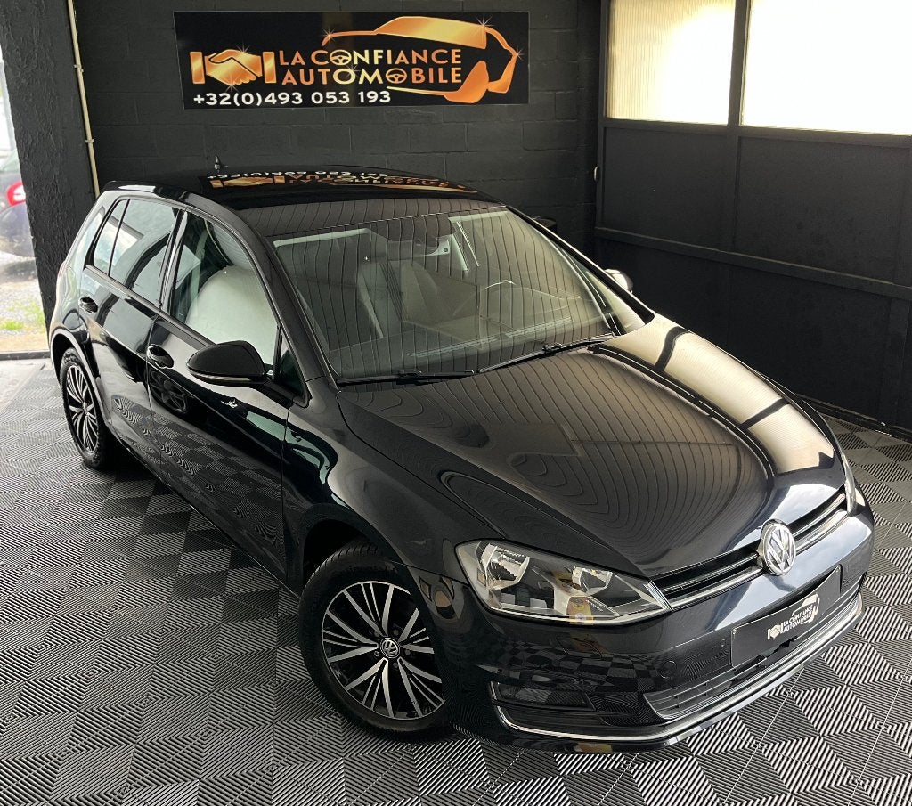 Volkswagen Golf 1.2TSI 1e eigenaarsgarantie 12 maanden, Auto's, Volkswagen, Euro 5, Zwart, 4 cilinders, Leder en Stof