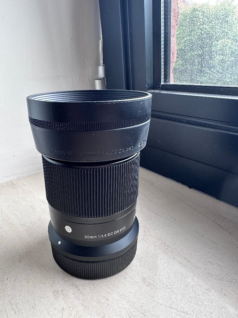 Sigma 30mm F/1.4 DC DN Contemporary voor Canon RF, 30 mm, Sigma, Enlèvement ou Envoi, Lentille standard