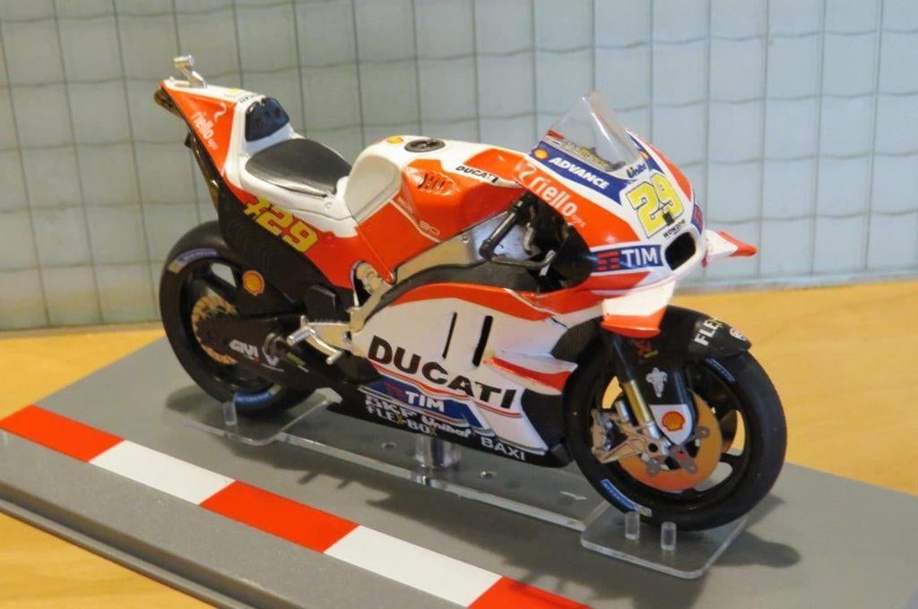 Andrea Iannone Ducati Desmosedici 2016 1:18, Ophalen of Verzenden, Nieuw, Motor, Overige merken