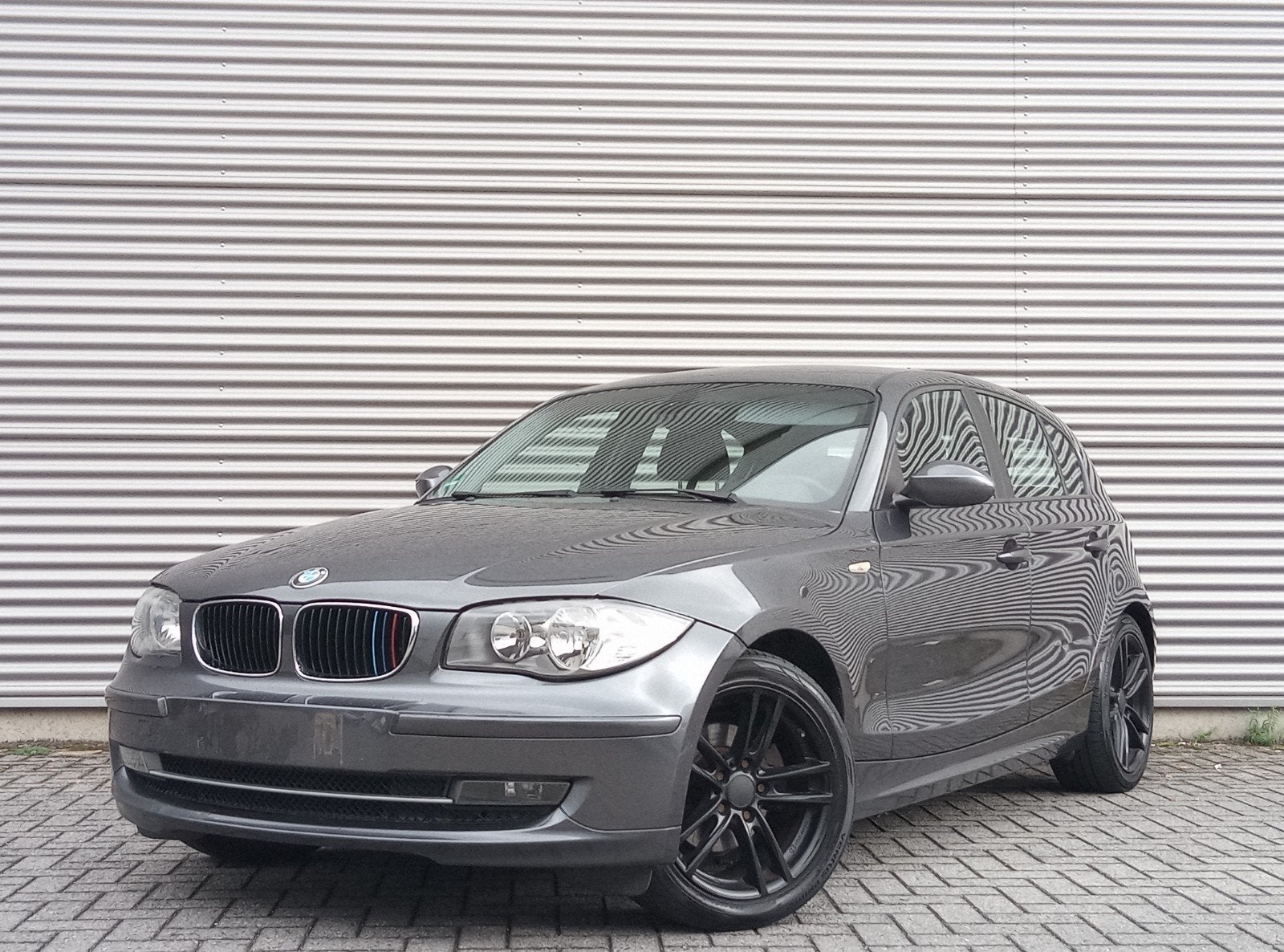 Bmw 118i | 5 portes | jantes sport | bon état | homologué !, Autos, Argent ou Gris, Achat, Ordinateur de bord, Boîte manuelle