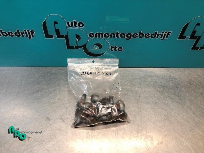 Kit boulons de roue d'un Ford KA (KA 10-), -, 3 mois de garantie, -, -