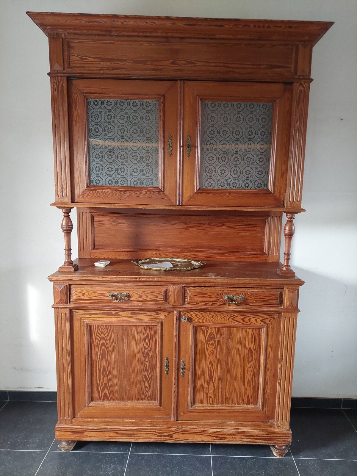 Buffet deux corps ancien, Maison & Meubles, Armoires | Buffets, 25 à 50 cm, 100 à 150 cm, Enlèvement, Utilisé