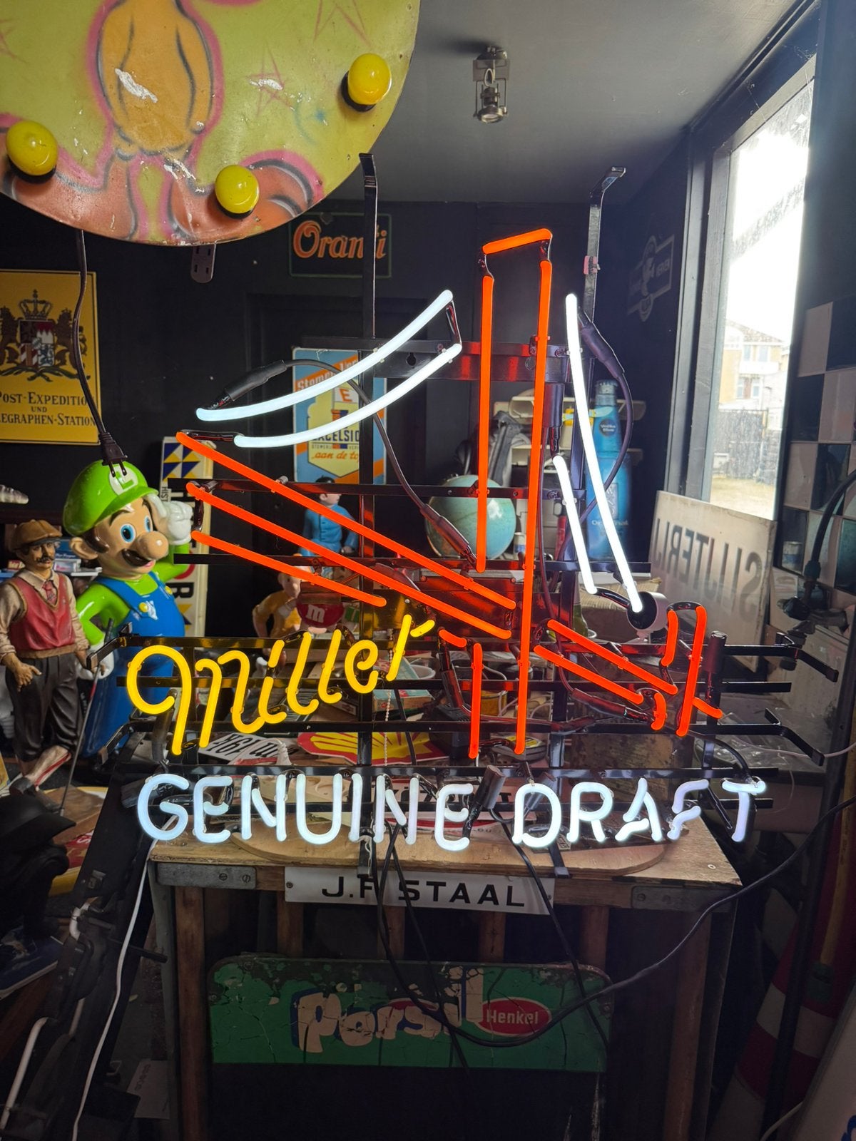 NeON, publicité pour la bière Big Miller, ., Enlèvement, Utilisé, .