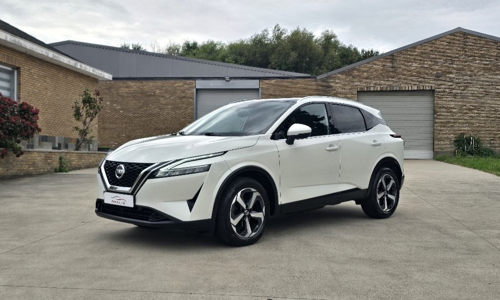 Nissan Qashqai 1.3 Hybride * Panodak - Cam - LED * GAR 12M, Auto's, 4 cilinders, https://public.car-pass.be/vhr/92d3b942-fbab-415c-8c17-003b889d3a13
