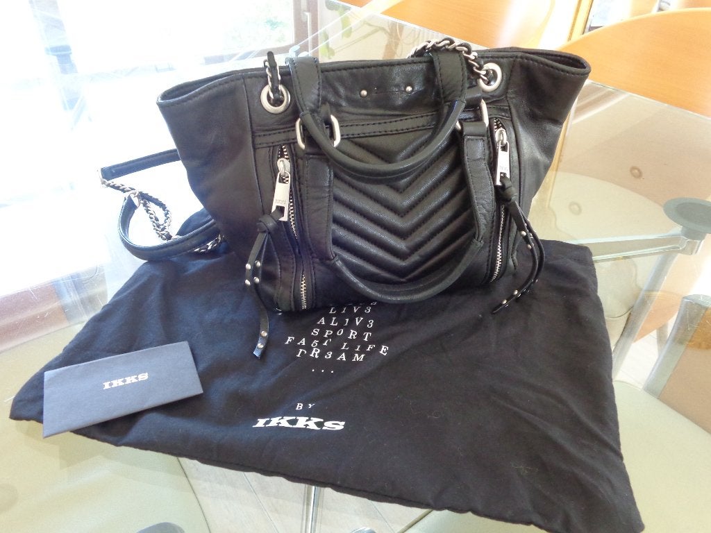 IKKS - 1440 zwarte leren tas model S - Nieuw, Handtassen en Accessoires, Tassen | Damestassen, Ophalen of Verzenden, Nieuw, Zwart