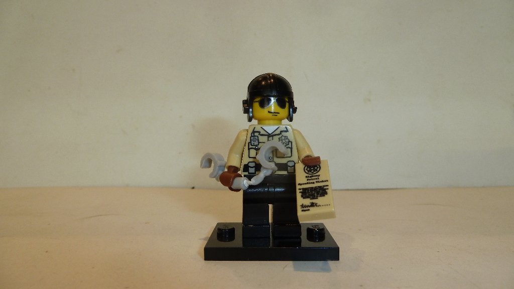 Lego Collectible Minifiguur Series 2 col02-6 Traffic Cop, Lego, Ophalen of Verzenden, Zo goed als nieuw, Minifiguur