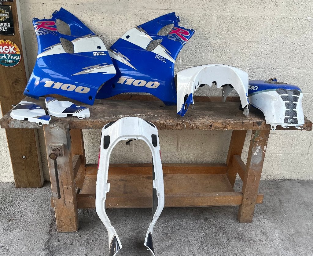 Lot de carénages et réservoir d'origine GSX-R 1100 de 1993, Motos, Enlèvement, Utilisé