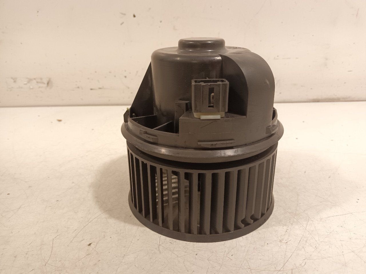 Kachel ventilator motor Ford Transit Connect, Onderdelen@venauto.nl, Van der Ven Autorecycling B.V., Gebruikt, Ettenseweg 76, 4706 PB Roosendaal, The Netherlands