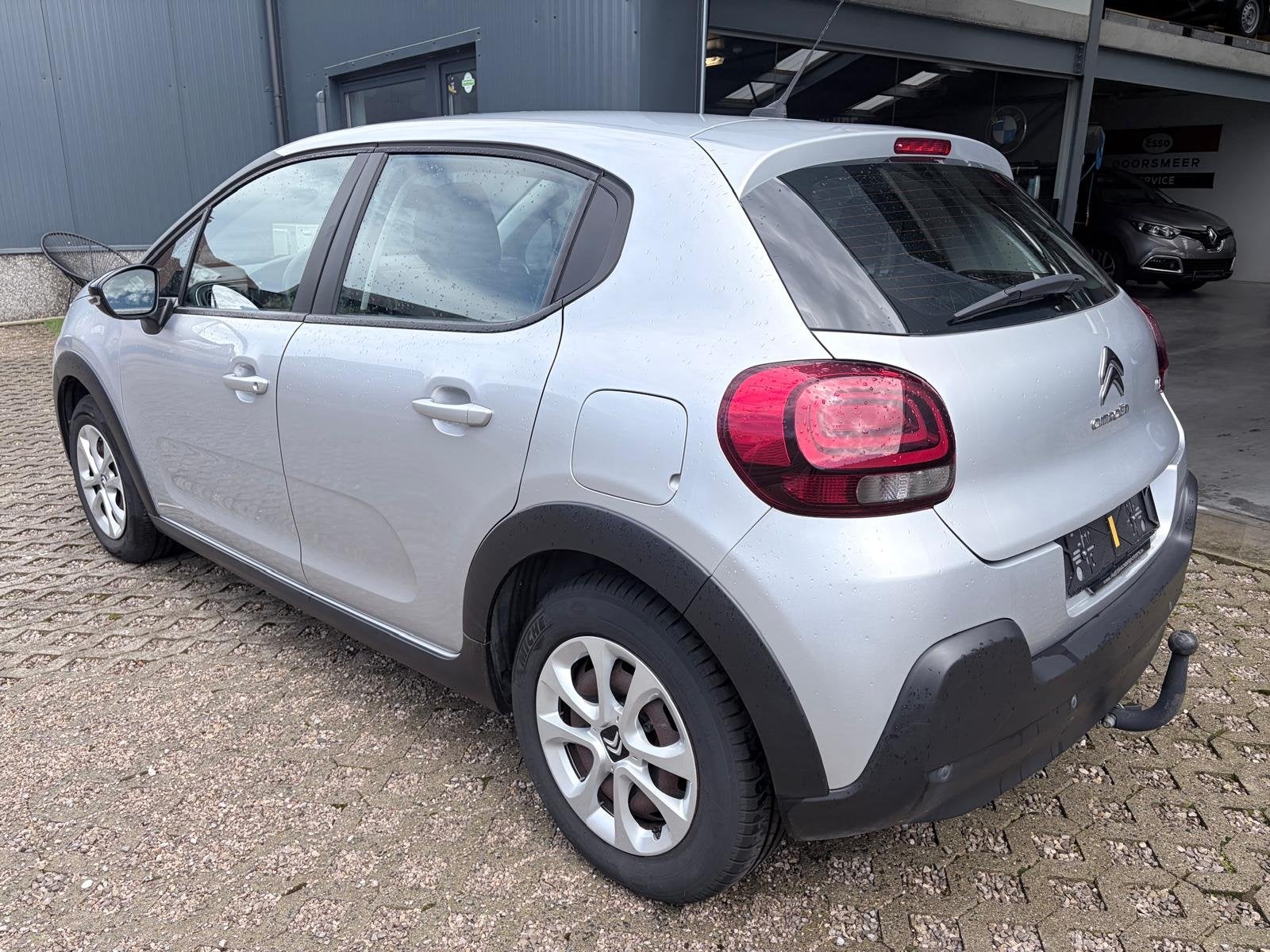 Citroën C3 Benzine - Navigatie/trekhaak, Argent ou Gris, Entreprise, Noir, 5 portes