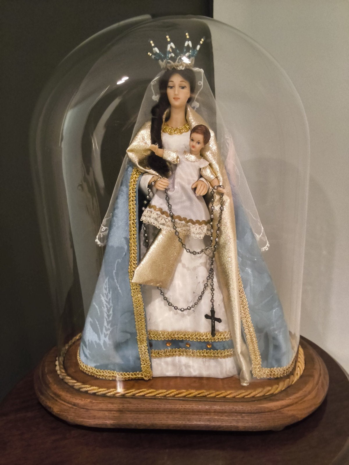 Maria  en kind onder stolp !  HANDWERK, Ophalen