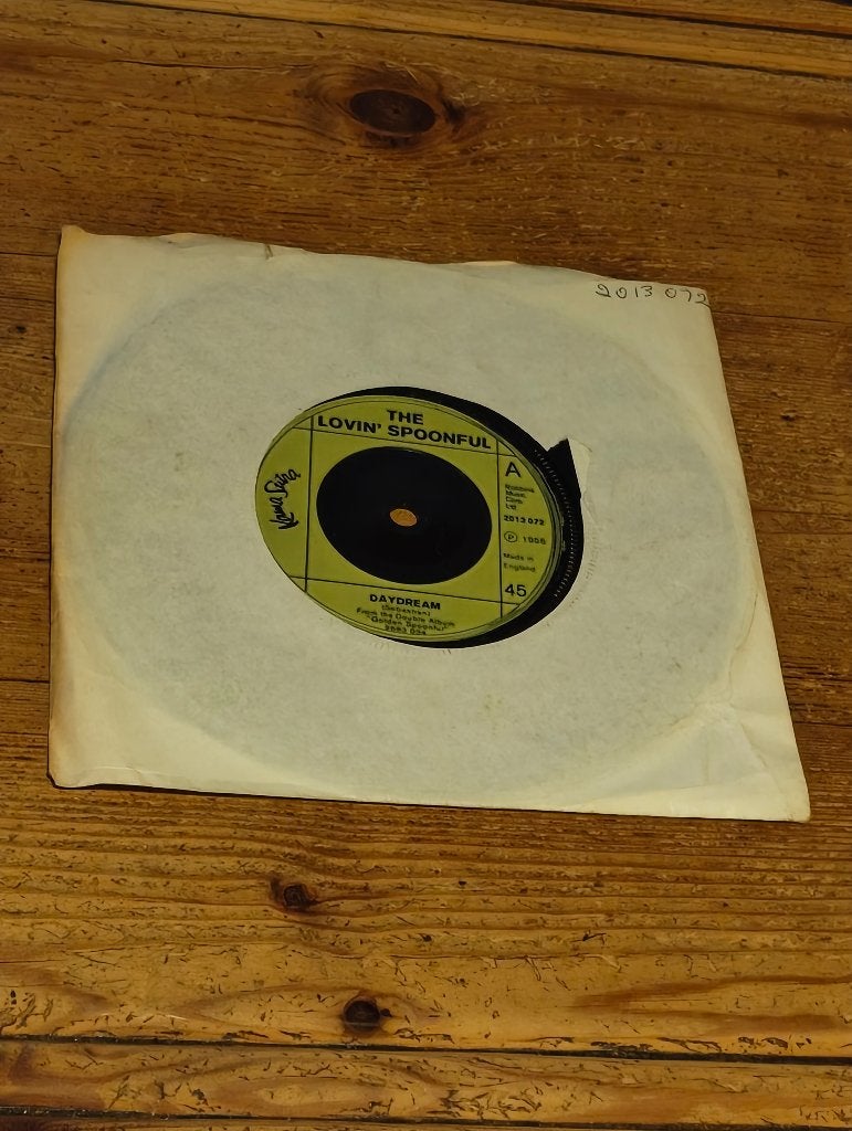 2 Singles van The Lovin' Spoonful, Gebruikt, 7 inch, Ophalen of Verzenden, Rock en Metal