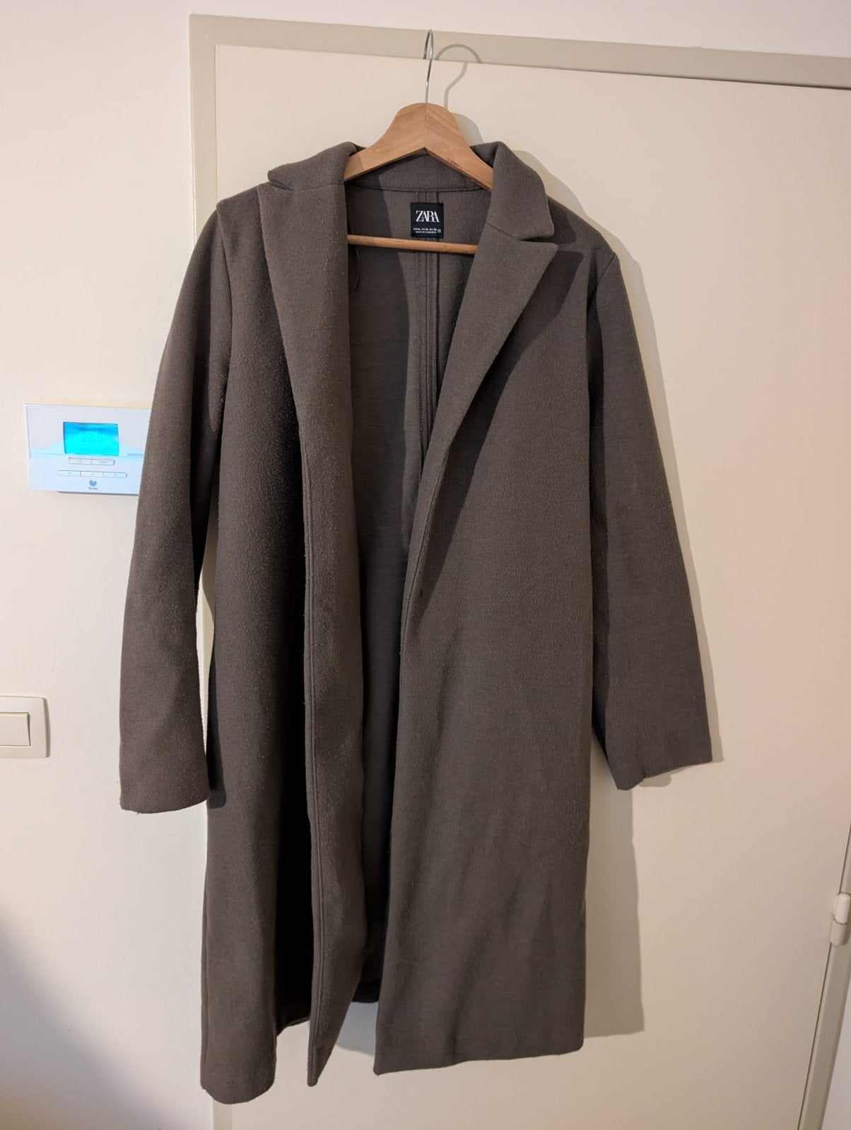 Vestes Zara pour femmes -blanches taille L- marron taille XL, Enlèvement, Comme neuf, Taille 42/44 (L), Brun