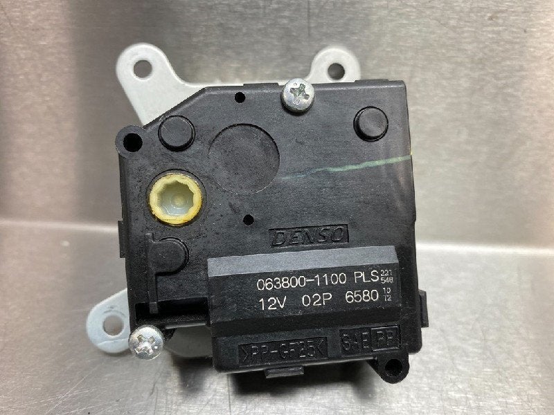 ACTIONNEUR MOTEUR VOLET CHAUFFAGE CT 200h (|0638001100|), Autos : Pièces & Accessoires, Utilisé, Lexus