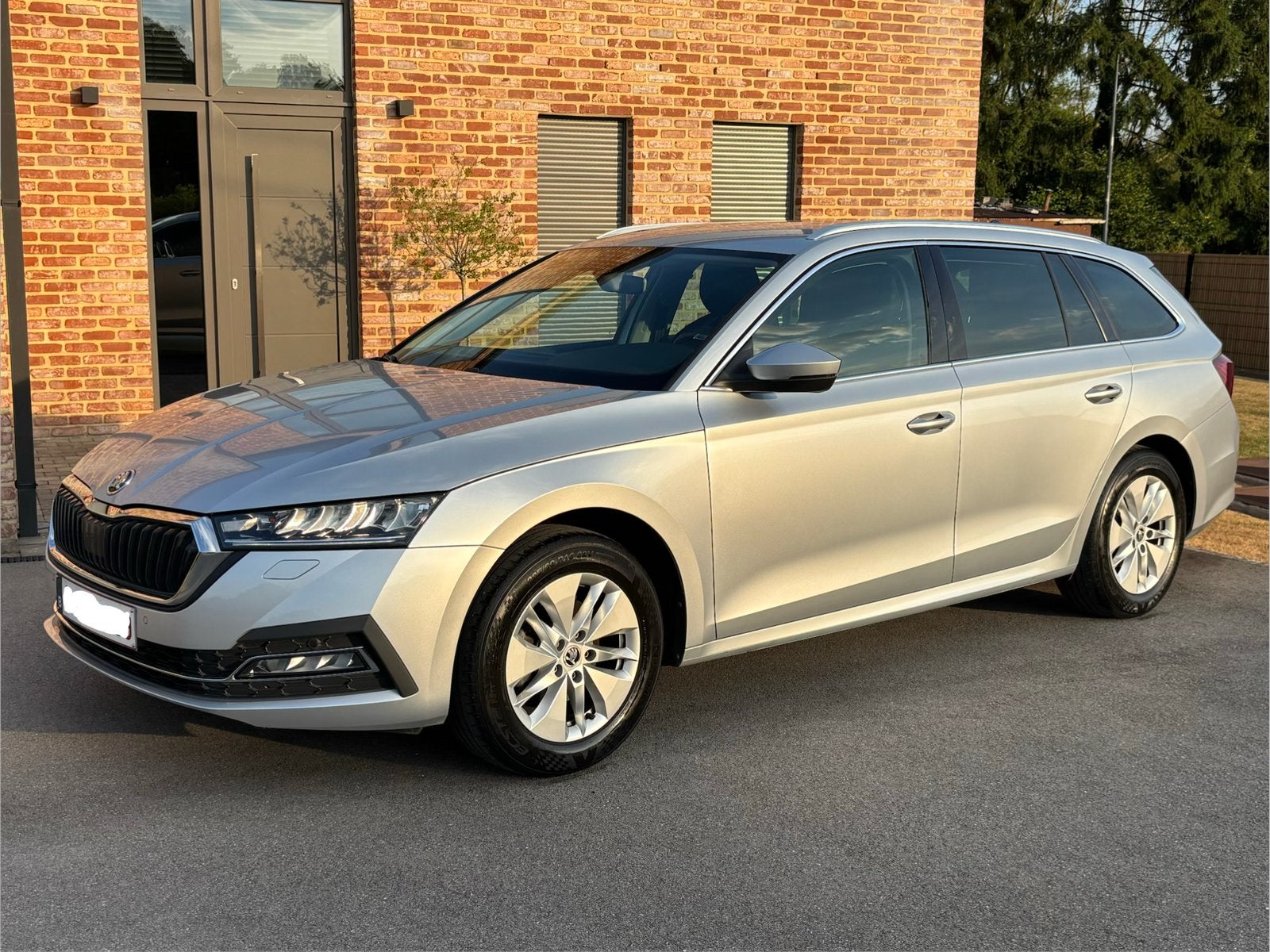 Skaoda octavia combi 2L tdi 150cv boite auto, Autos, Argent ou Gris, Achat, Entretenue par le concessionnaire, 5 portes