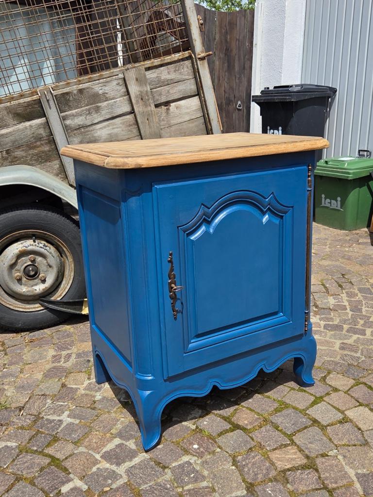 Zeer mooie oude massieve eiken kast, Ophalen