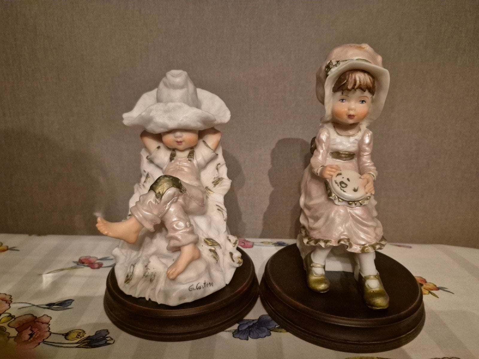 Koppeltje in bisquit., Ophalen, Gebruikt, Overige typen