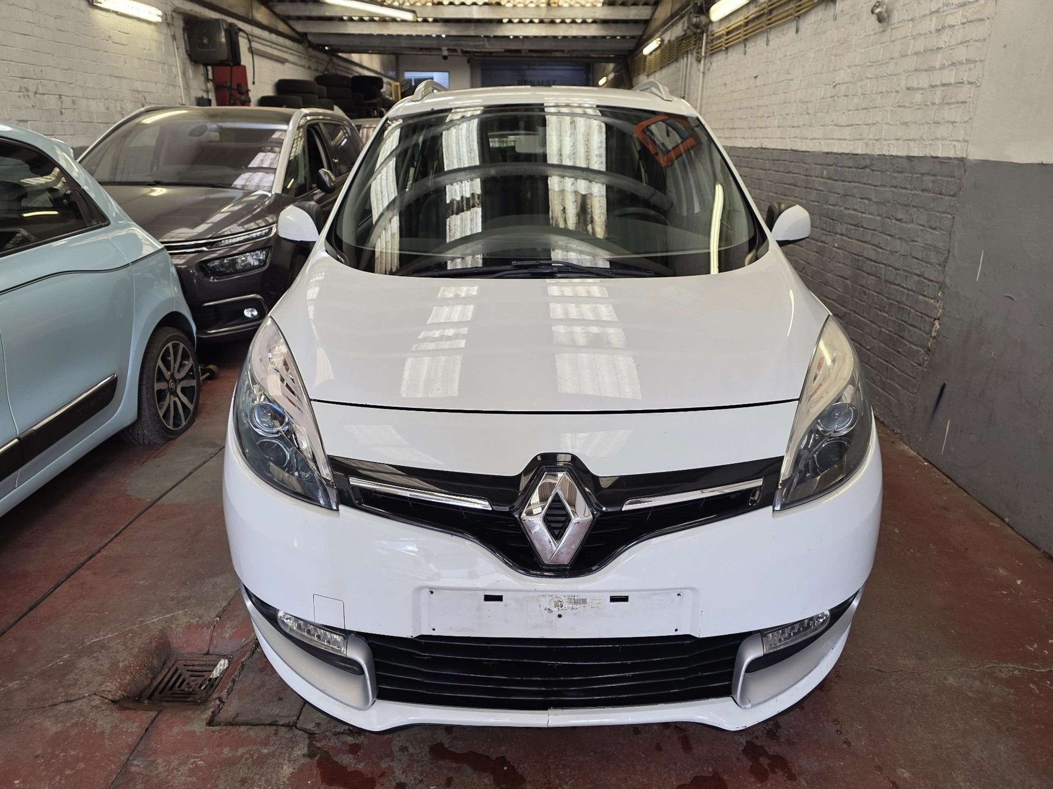 Renault Grand Scénic Grand Scénic 1.5 dCi Energy Intens 7p, Autos, Euro 5, Achat, Entreprise, 7 places