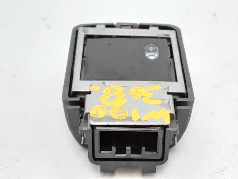 CAPTEUR DE PLUIE Subaru XV (GT / GX) (01-2017/-), Utilisé, Subaru