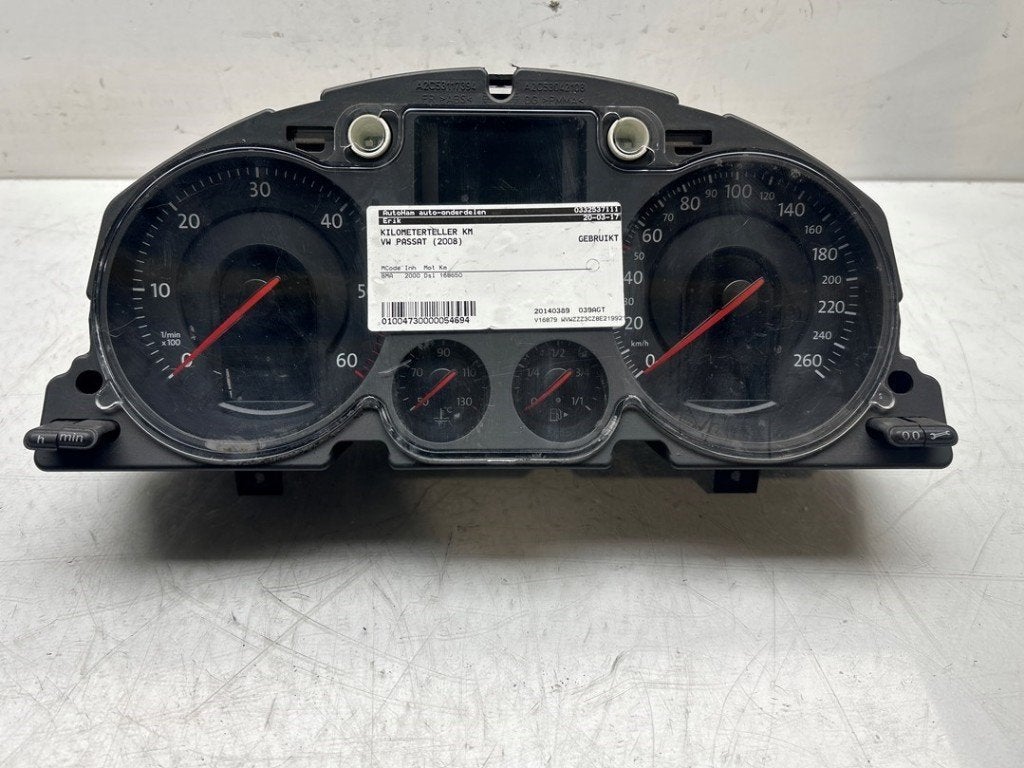 INSTRUMENTS DE BORD Volkswagen Passat Variant (3C5), Volkswagen, Volkswagen AG, Utilisé, Kundenbetreuung@volkswagen.de