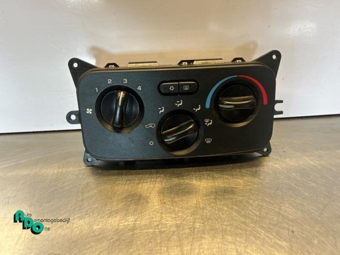 Kachel Bedieningspaneel van een Jeep Cherokee (Cherokee 01-), Jeep, Gebruikt, -, -