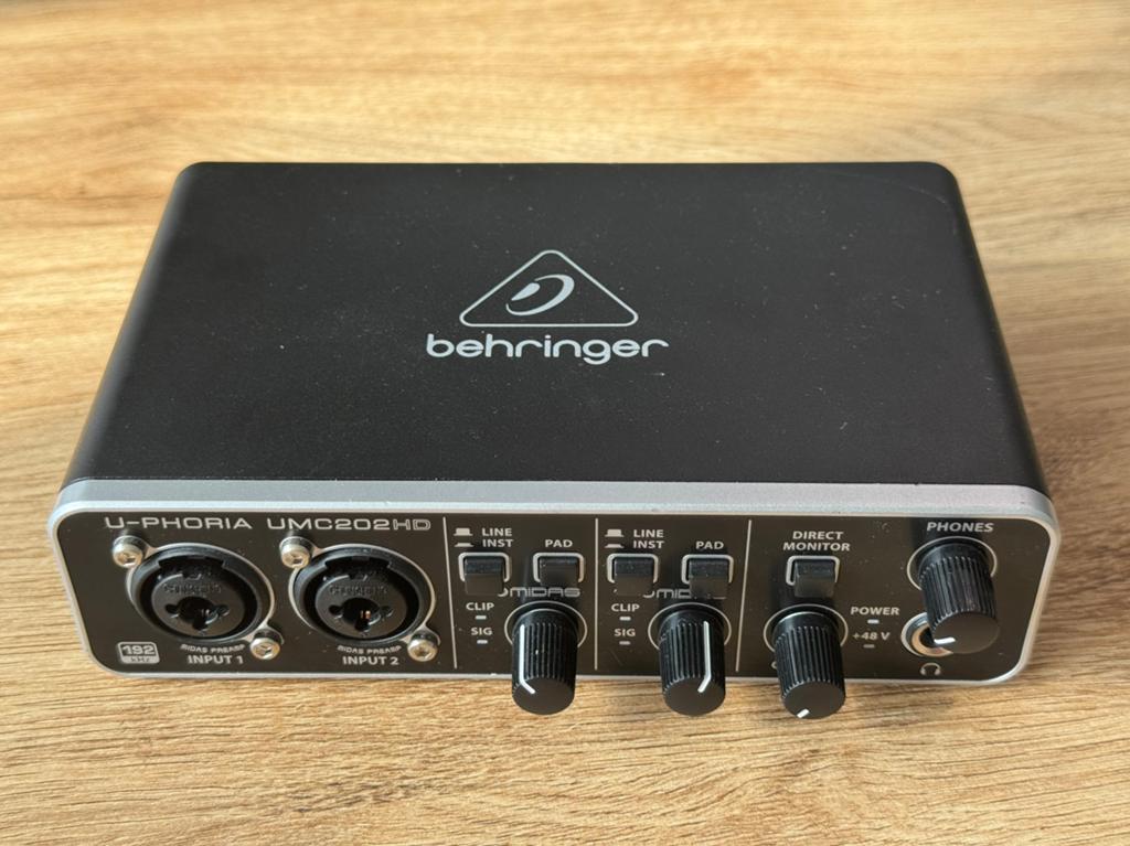 Behringer U-Phoria UMC202HD, Audio, Tv en Foto, Professionele apparaten, Ophalen of Verzenden, Gebruikt