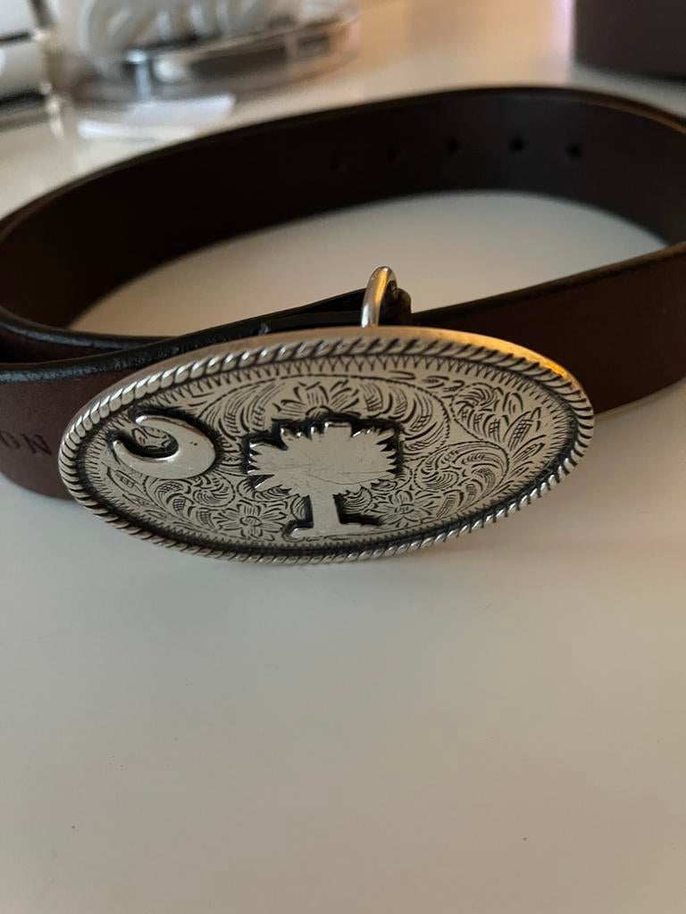 Ceinture américaine. Boucle métallique, Envoi, Comme neuf