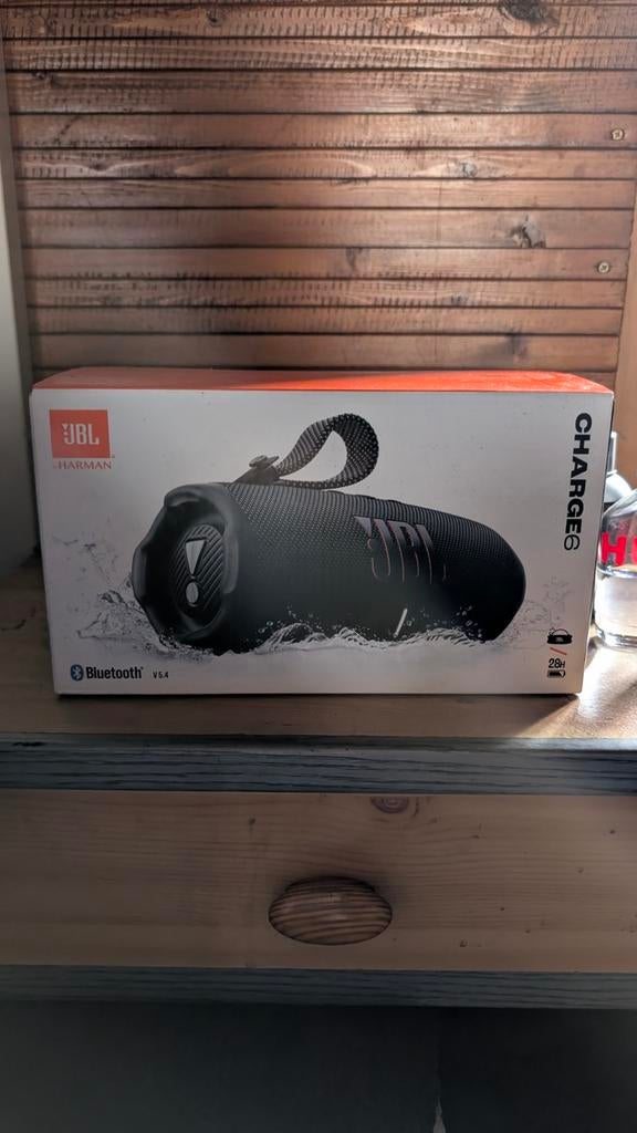 JBL Charge 6 Noir Nieuw met aankoopbewijs!, Ophalen of Verzenden, JBL