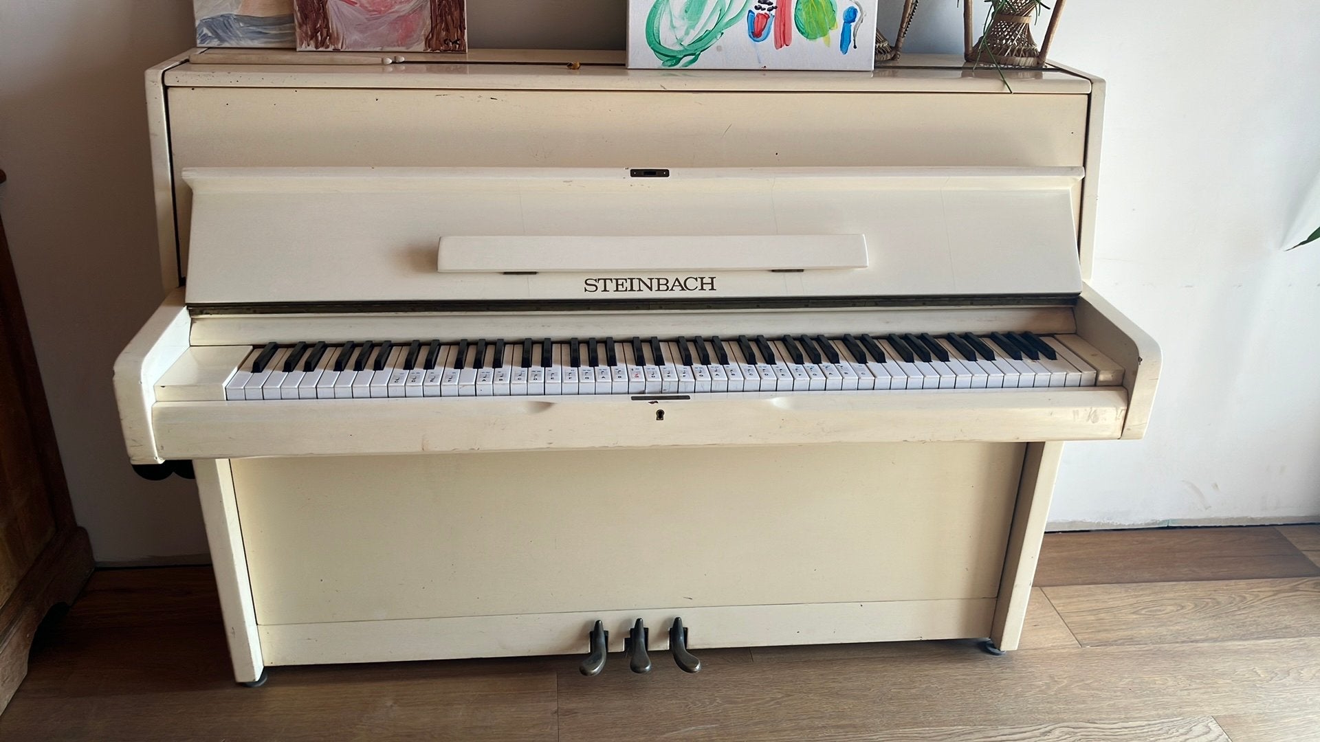 GRATIS piano Melle, Muziek en Instrumenten, Piano's, Ophalen, Gebruikt, Wit, Piano