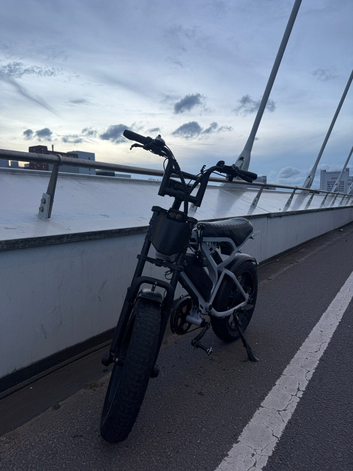 Fatbike v20 pro custom, Autres marques, 50 km par batterie ou plus, Comme neuf, 59 cm ou plus